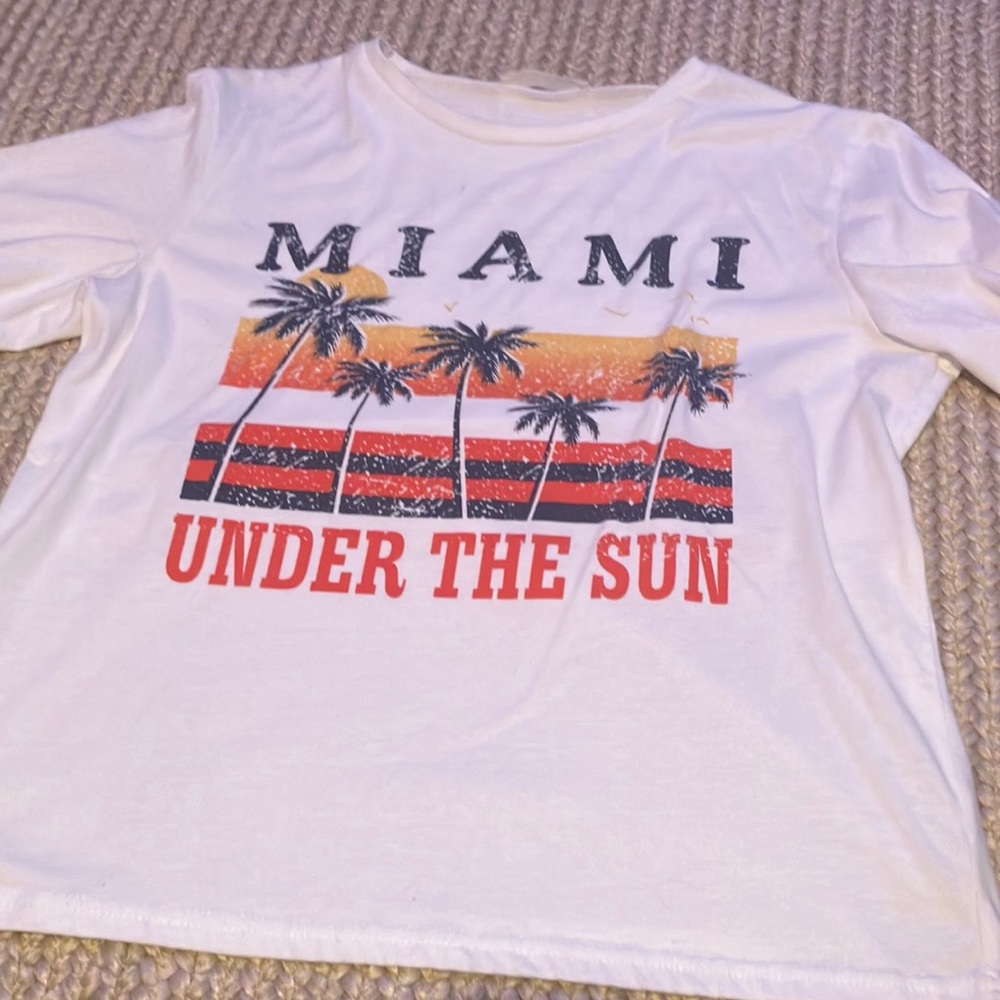 Miami under the sun T-shirt
